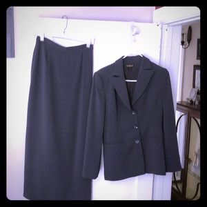 Gray jacket and skirt